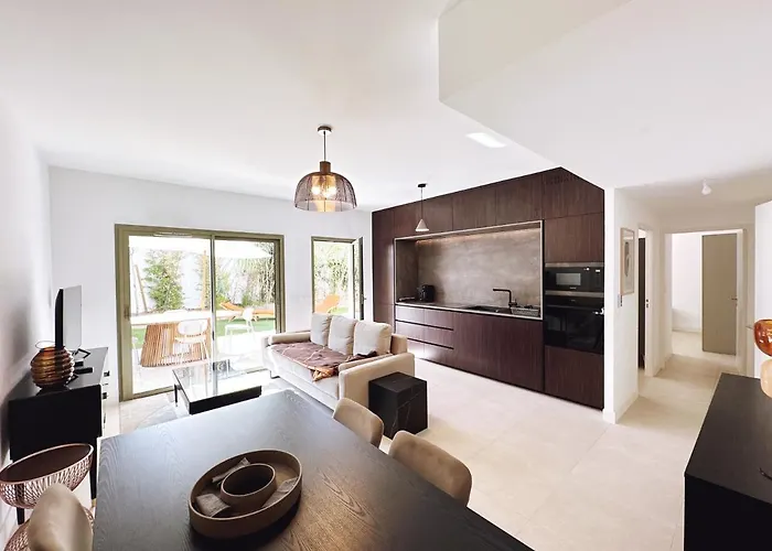 Appartement Moderne Tout Equipe.